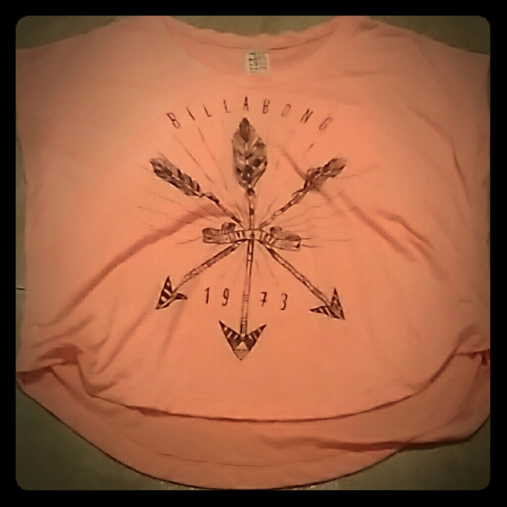 3/$15! Billabong pocket crop tee